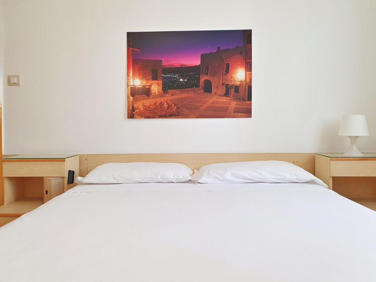 Ligure Residence Борджо-Верецци Экстерьер фото