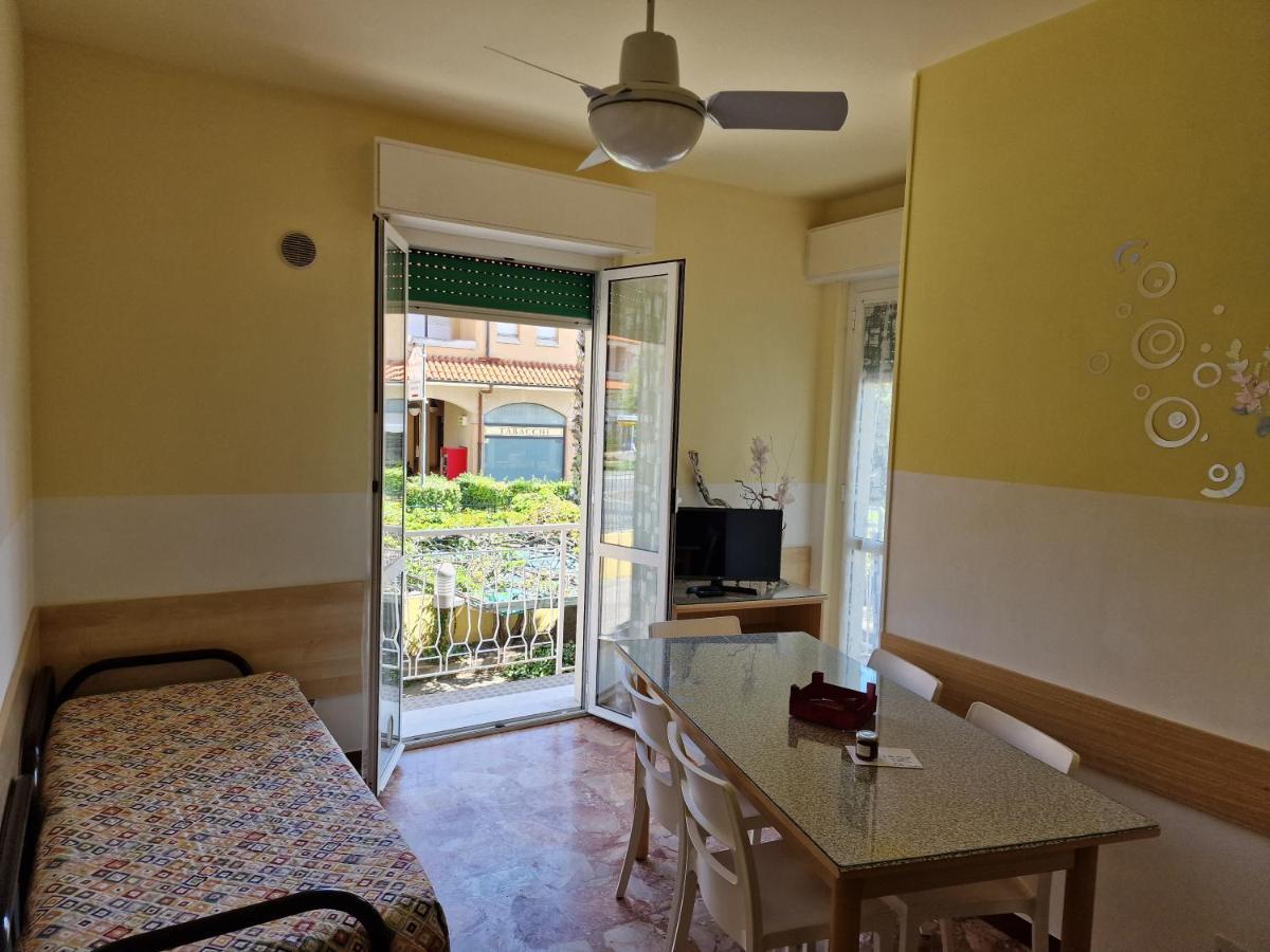 Ligure Residence Борджо-Верецци Экстерьер фото