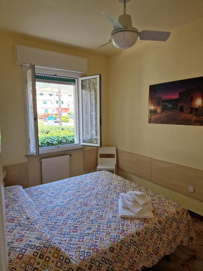 Ligure Residence Борджо-Верецци Экстерьер фото