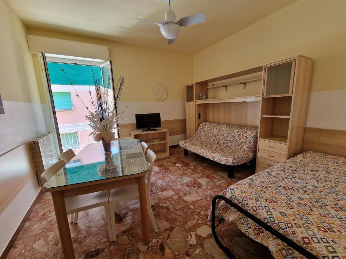 Ligure Residence Борджо-Верецци Экстерьер фото