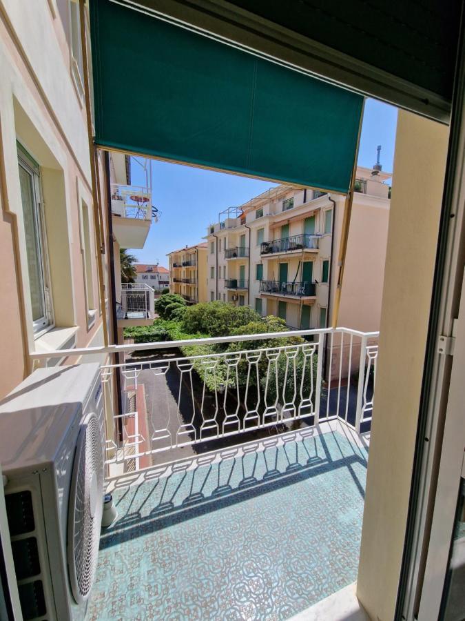 Ligure Residence Борджо-Верецци Экстерьер фото